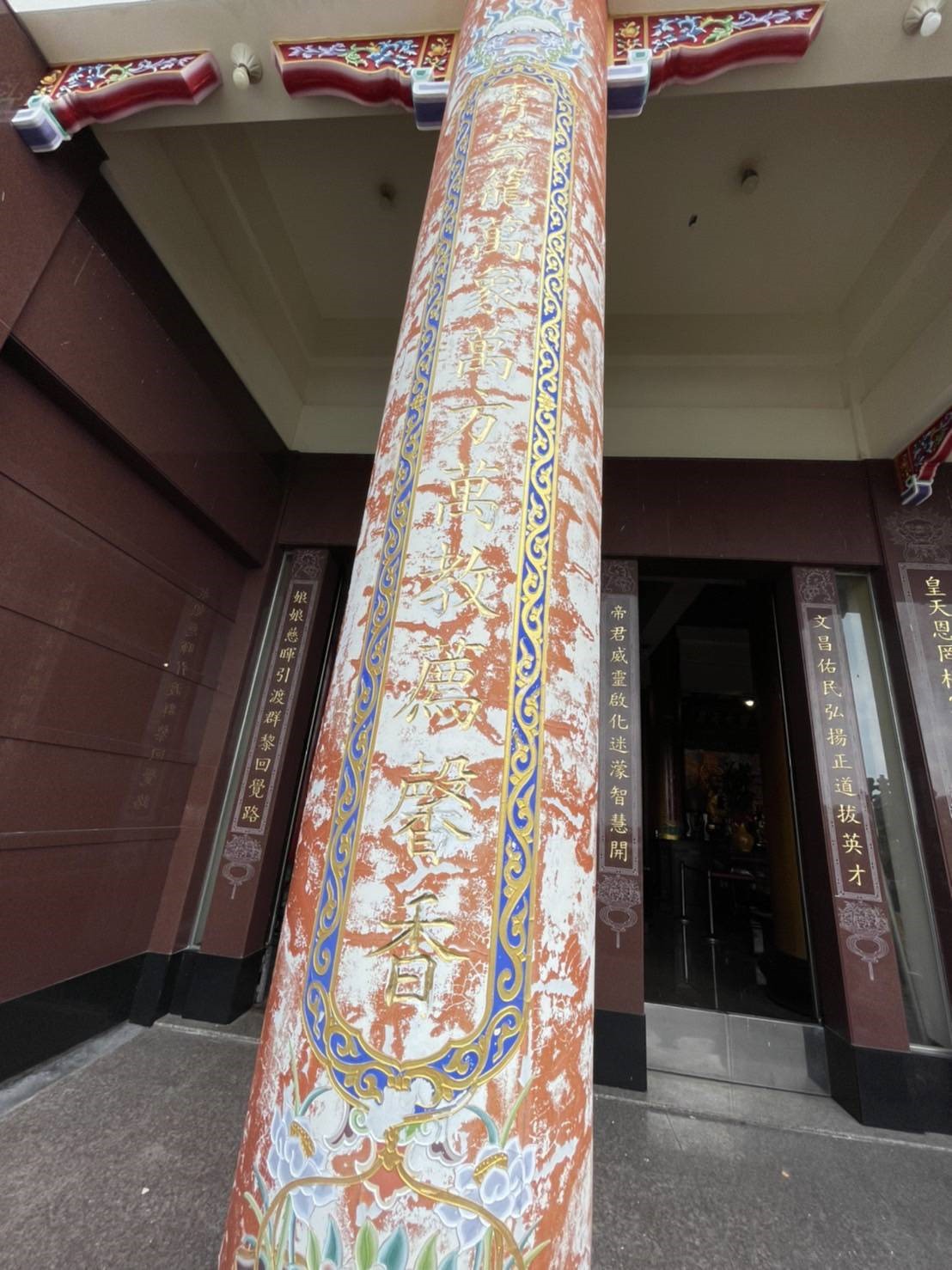 廟宇龍柱-鍍鈦金包柱