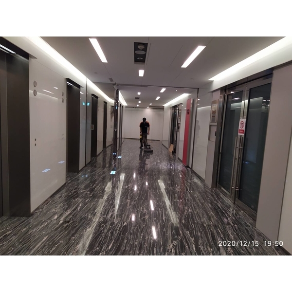 中信金融大樓-地坪保養