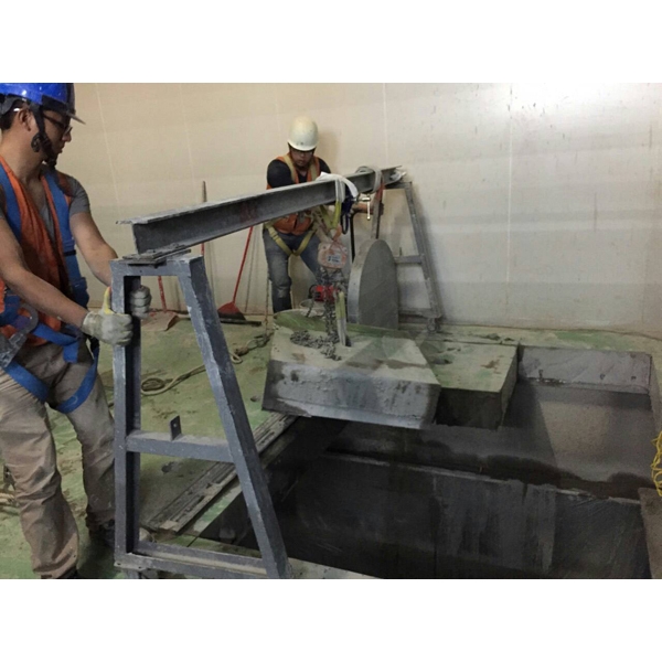 牆壁切割+土石吊掛-啊亮工程有限公司