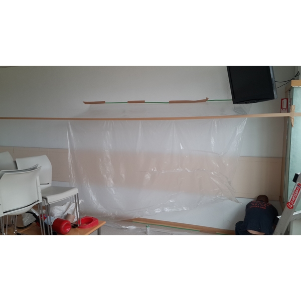 牆壁全罩式防護施作