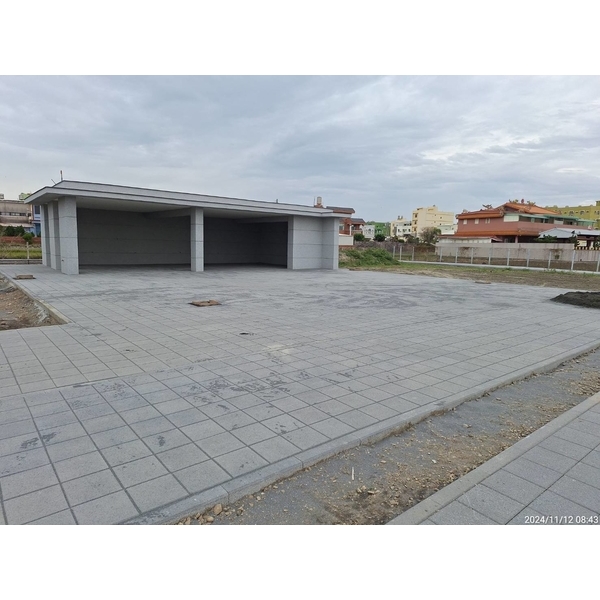 地磚舖設工程,梁禾企業有限公司