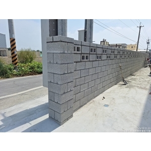 圍牆磚瓦施工