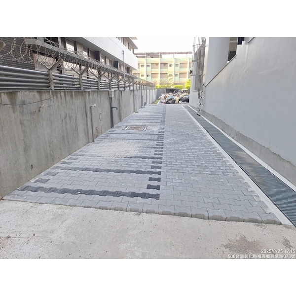 地磚舖設施工,梁禾企業有限公司