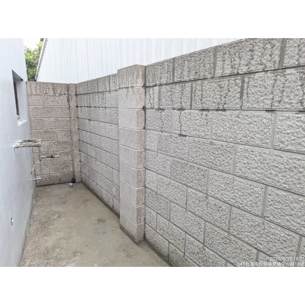 圍牆磚瓦施工-梁禾企業有限公司