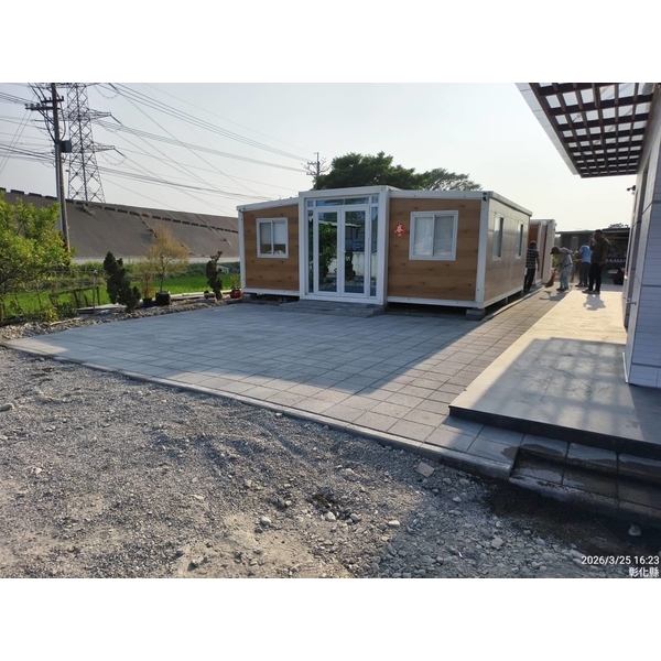 百歲磚地磚舖設-梁禾企業有限公司