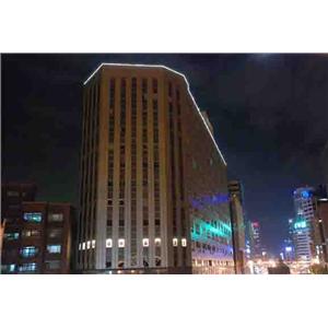 冷陰極管,黃重魁建築師事務所