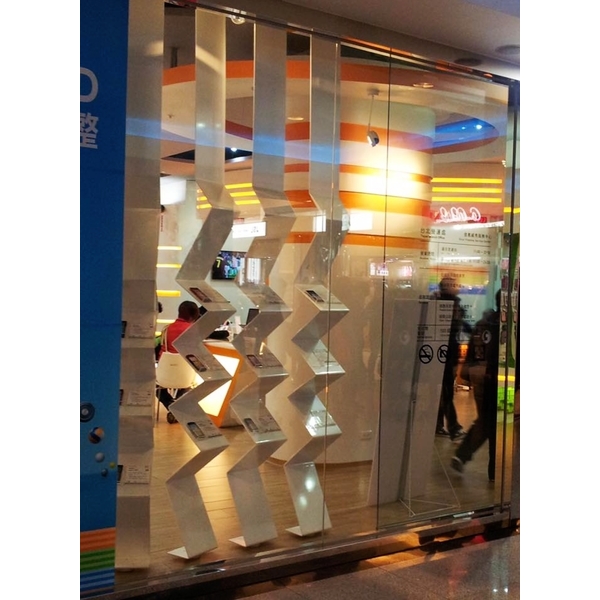 專櫃鐵件-振揚金屬設計工程行