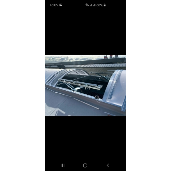PC中空板 屋頂採光罩-佐東企業有限公司