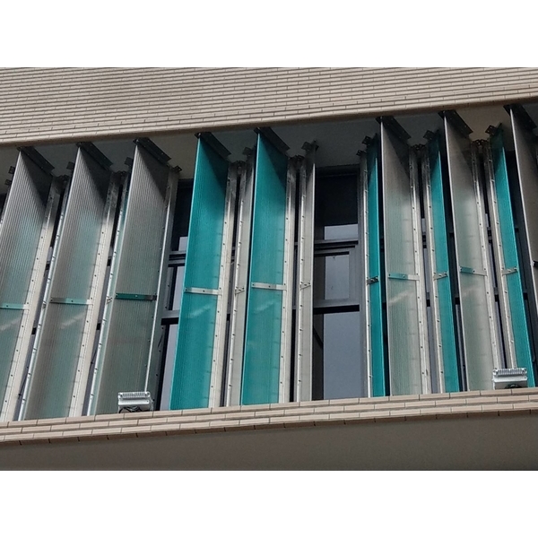 PC中空板 遮陽百葉-佐東企業有限公司