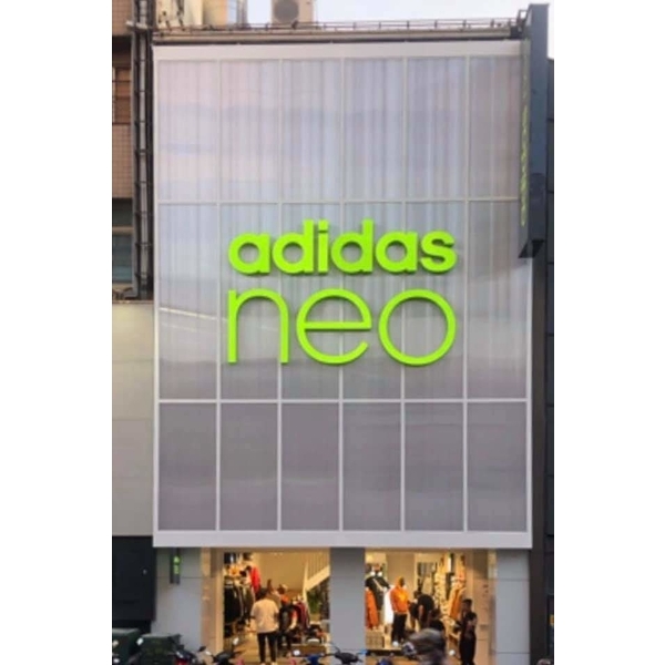 PC中空板 廣告外牆-佐東企業有限公司