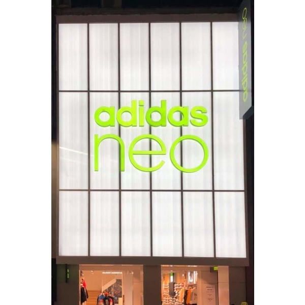 PC中空板 廣告外牆-佐東企業有限公司