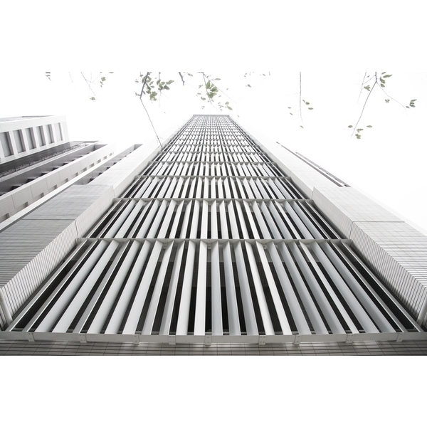 謙量-金屬垂直格柵-1,璟泓工程股份有限公司