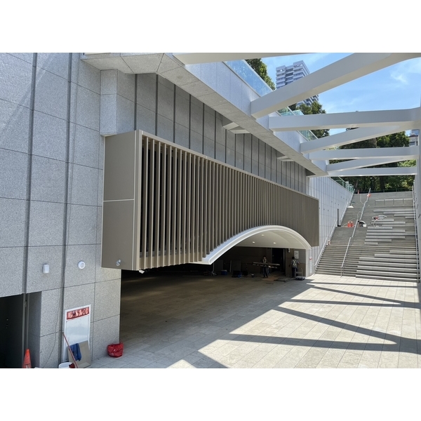 國父紀念館連通大巨蛋地下通廊-弧型鋁包板&鋁格柵-上騰金屬有限公司