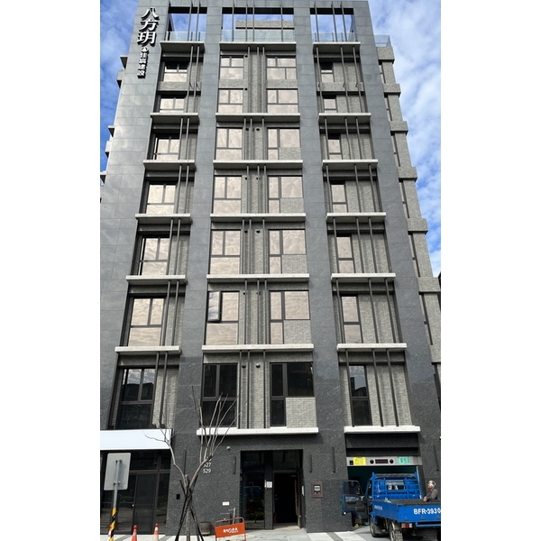 外牆鋁格柵陽台鋁包板不銹鋼玻璃欄杆