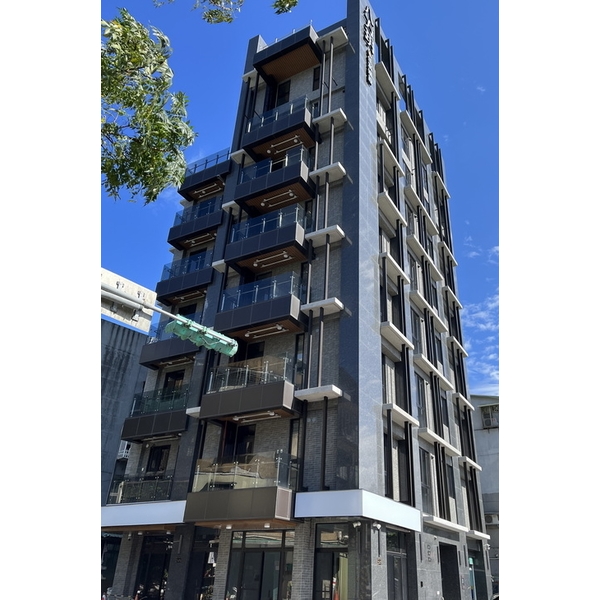 外牆鋁格柵陽台鋁包板不銹鋼玻璃欄杆