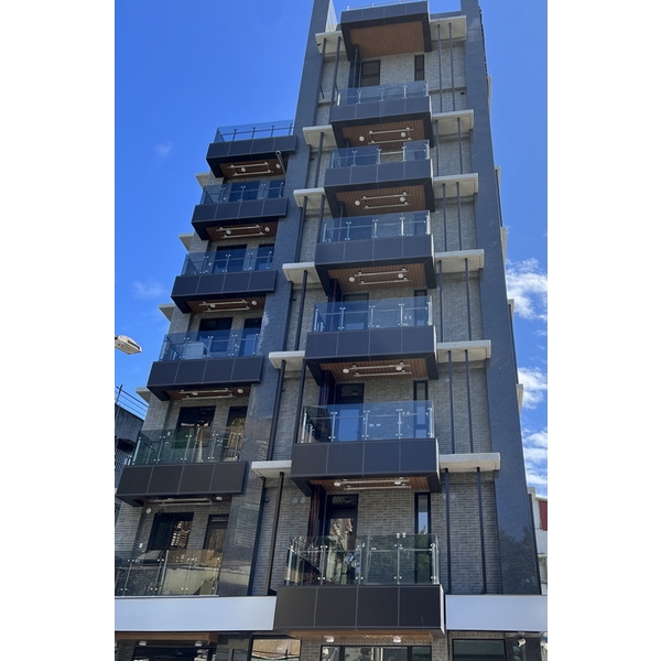 外牆鋁格柵陽台鋁包板不銹鋼玻璃欄杆