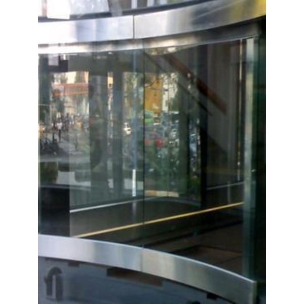 圓弧型自動門-凱鼎自動門企業社