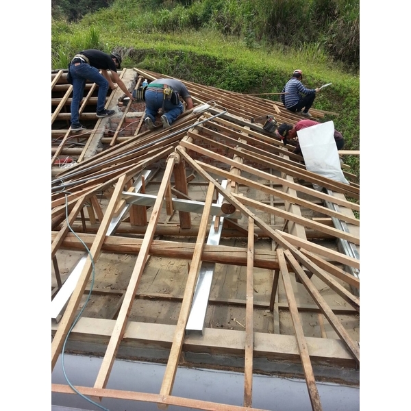 屋瓦施工-中瓦商行