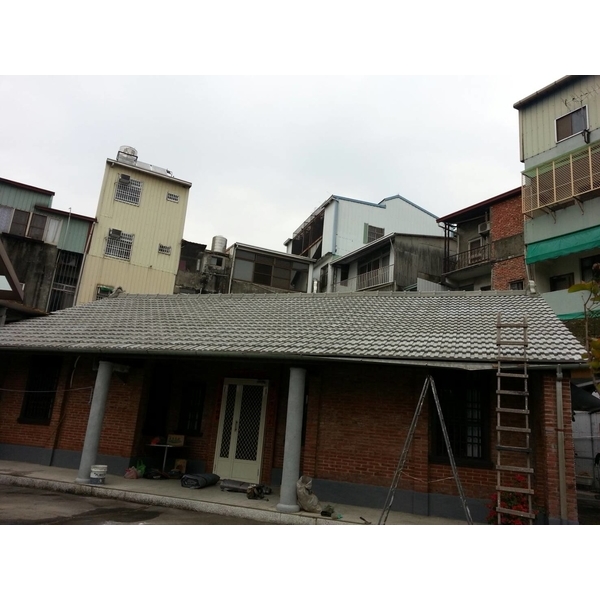 屋瓦施工-中瓦商行