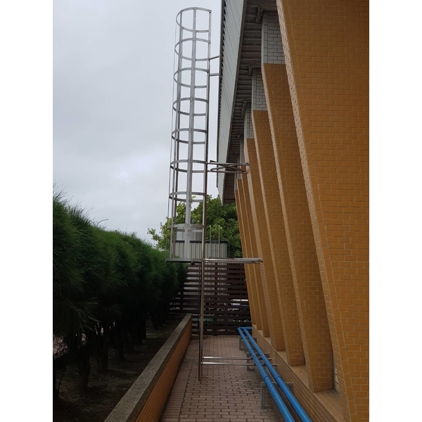 爬梯-世均工業有限公司