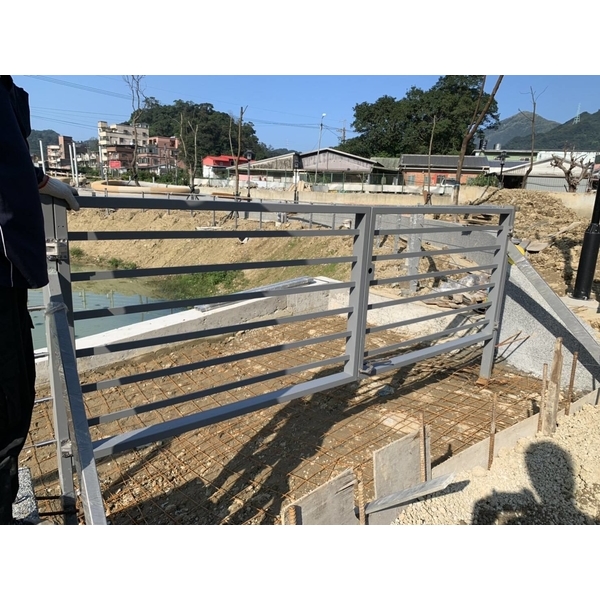 鋼索烤漆欄杆,世均工業有限公司