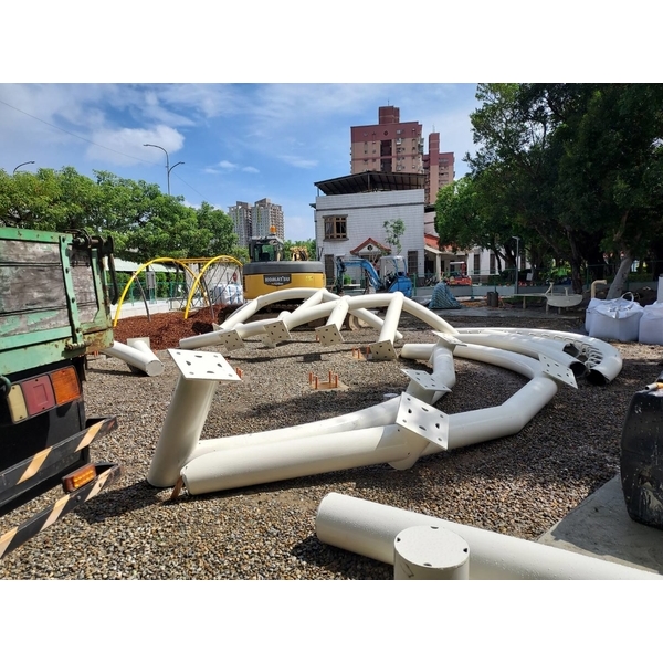 3D圓管鴨嘴接合,世均工業有限公司