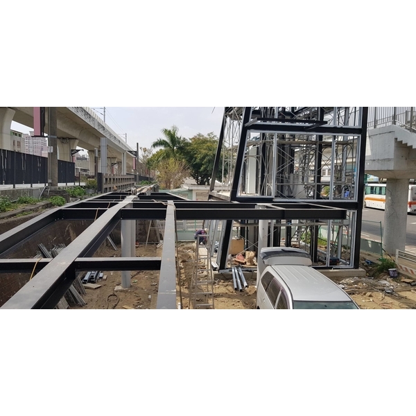 綠空鐵道軸線計畫(北段)人行環境改善工程,世均工業有限公司