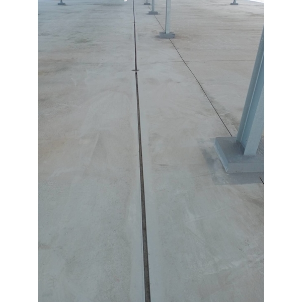 排水溝伸縮縫切割,泰山工程行