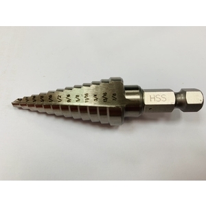 階梯鑽 , 鑽王精密工具股份有限公司