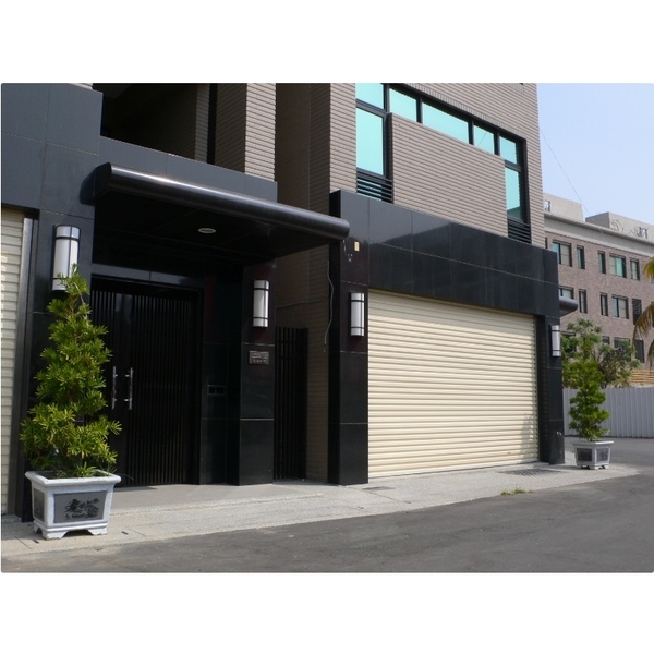 鋁合金彩藝門,晟顧捲門有限公司