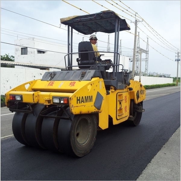 柏油瀝青壓路機,強維瀝青有限公司