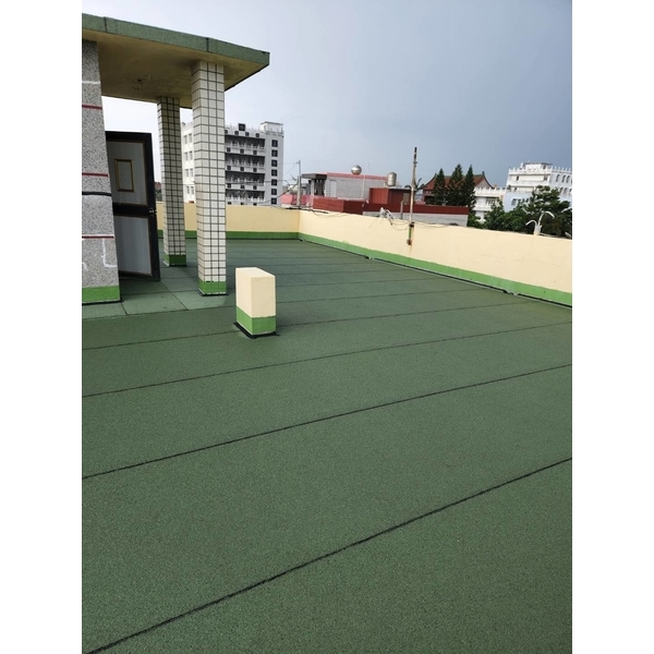 鋪設防水毯接縫萬能止漏膠 鋪設防水毯接縫萬能止漏膠,萬能抓漏工程