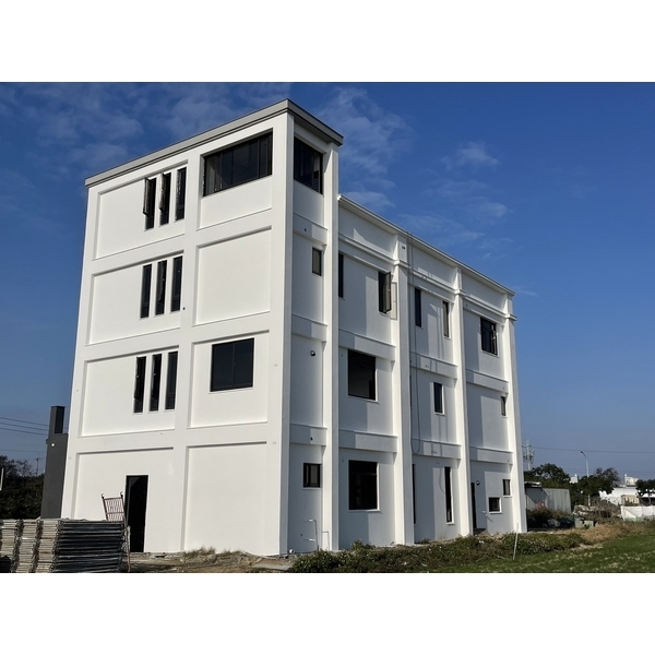 氟珞漆、後製仿清水模、多彩花崗－金門新建宅