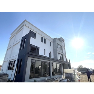 氟珞漆、後製仿清水模、多彩花崗－金門新建宅