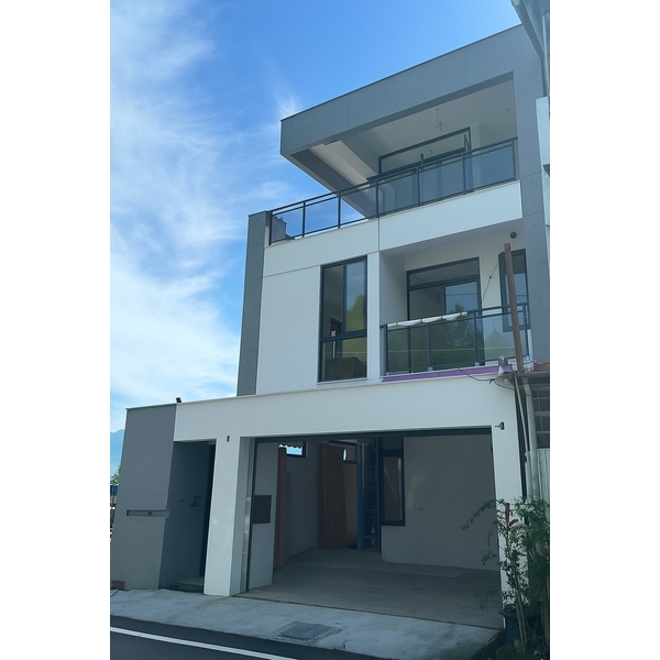 【最新完工實績｜仿清水模＋琺瑯漆雙工藝打造現代建築立面】-興永泰塗裝工程有限公司