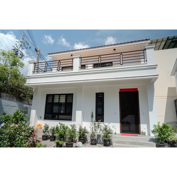 外牆珐瑯漆施工實績｜現代風格建築-興永泰塗裝工程有限公司