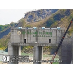 不銹鋼氟碳烤漆、圓棒埋入固定 - 合成廣告社