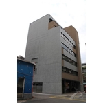 外牆拉皮案例 - 台北聯合報大樓_後製清水混凝土SA工法＆最多造型厚塗GR工法 - 朋柏實業有限公司