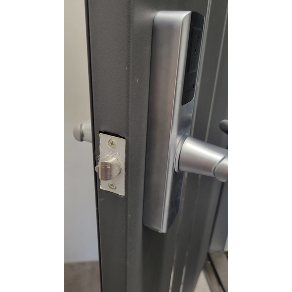 QL5000MF  Mifare 卡片感應式門鎖-禮祥企業股份有限公司