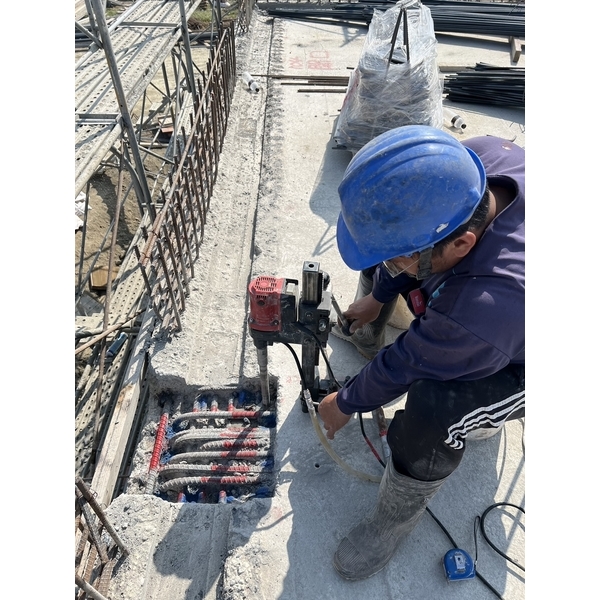 預留筋鑽孔,成易工程行