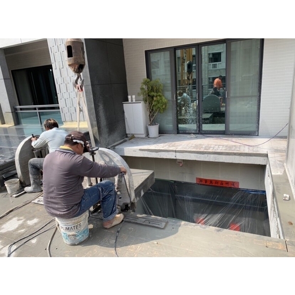 混泥土切割電梯口