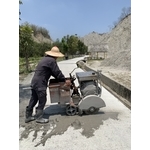 道路切割可切割40公分深 - 成易工程行
