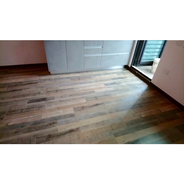 創始者,康樹地板