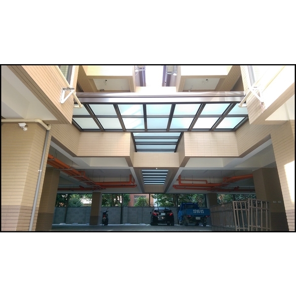 採光罩,鴻耀企業社