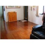 PU發泡寶久板-柚木地板 - 玖盈事業股份有限公司