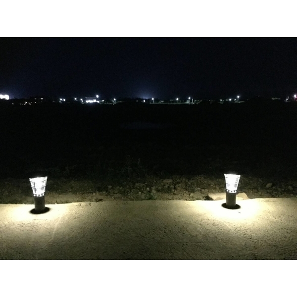 高亮度太陽能景觀庭園燈 38公分高,驊灃企業有限公司