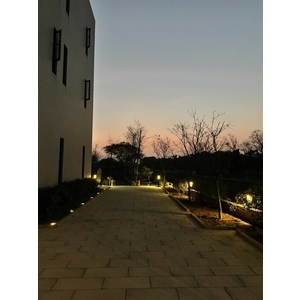 太陽能LED庭園燈