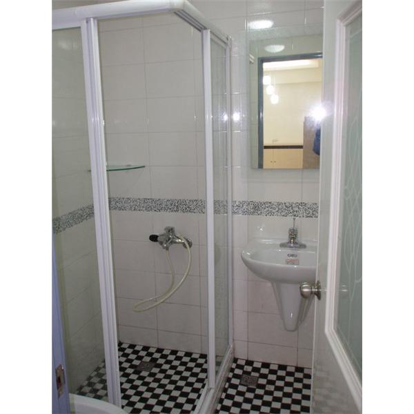 乾溼分離2,儷雅室內設計裝璜行