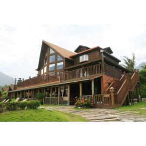 木屋 , 阿丹馬克股份有限公司