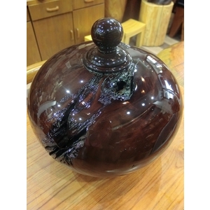 利潤聚寶盆 (沉木) , 阿丹馬克股份有限公司